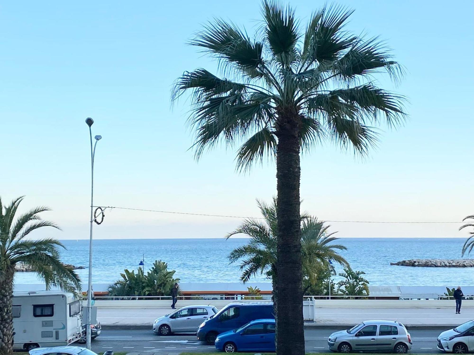"Le Reve Eveille", Vue Mer, Garage Menton Luaran gambar